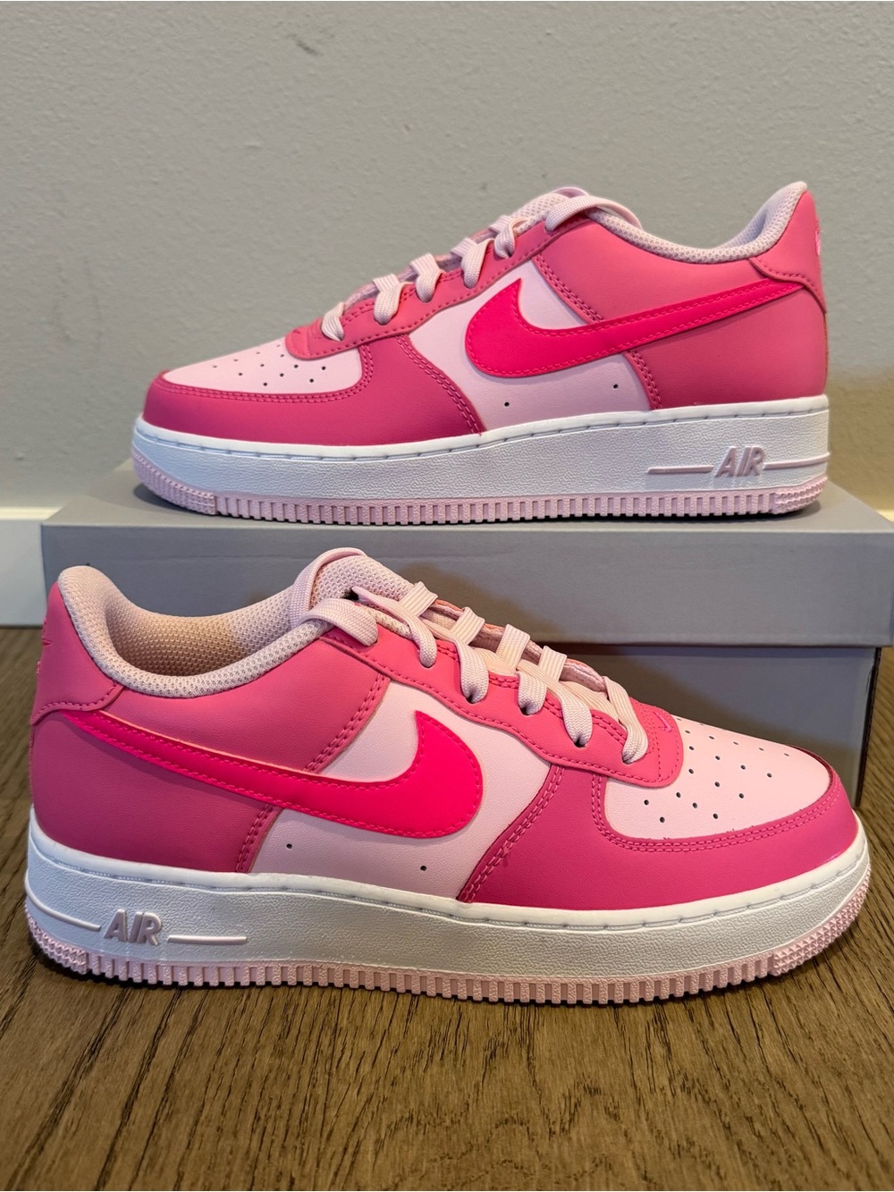 Nike Air Force 1 Pink White
